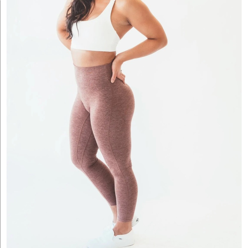 NWT ptula bare leggings